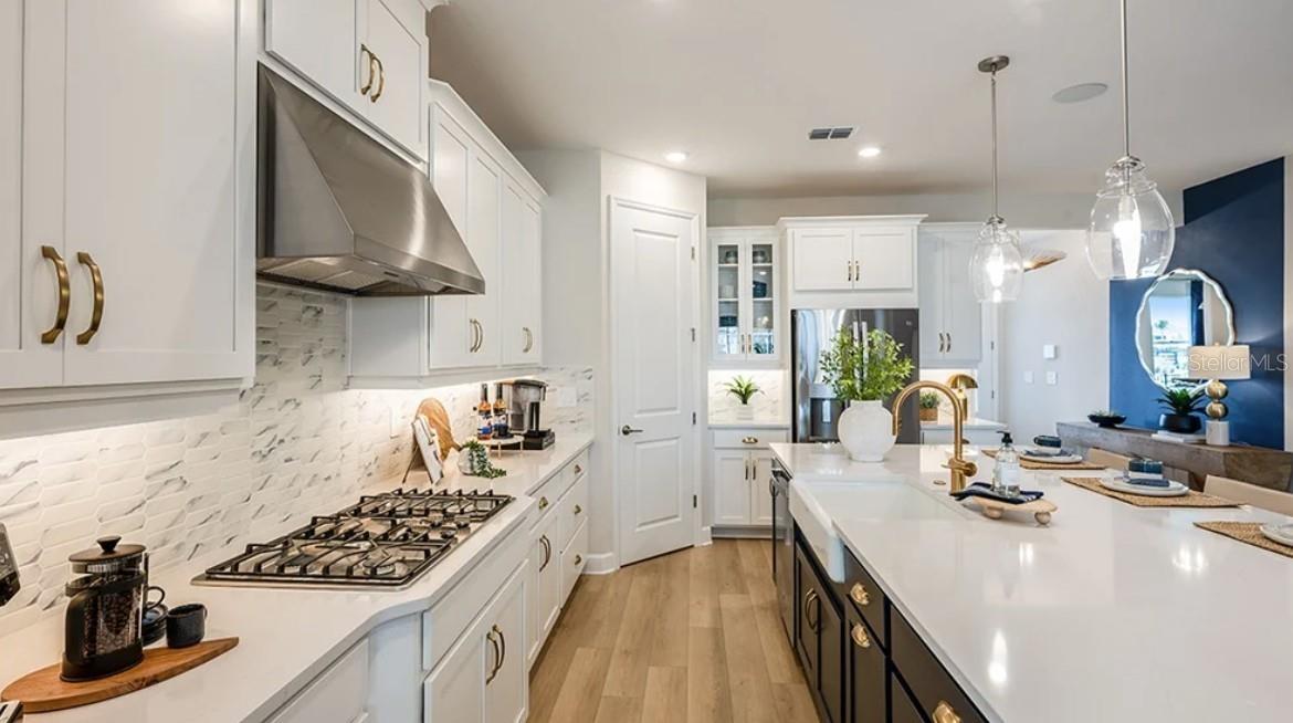 5292 Goldfinch Drive - Model Home Leaseback. Available Now for Closing.
