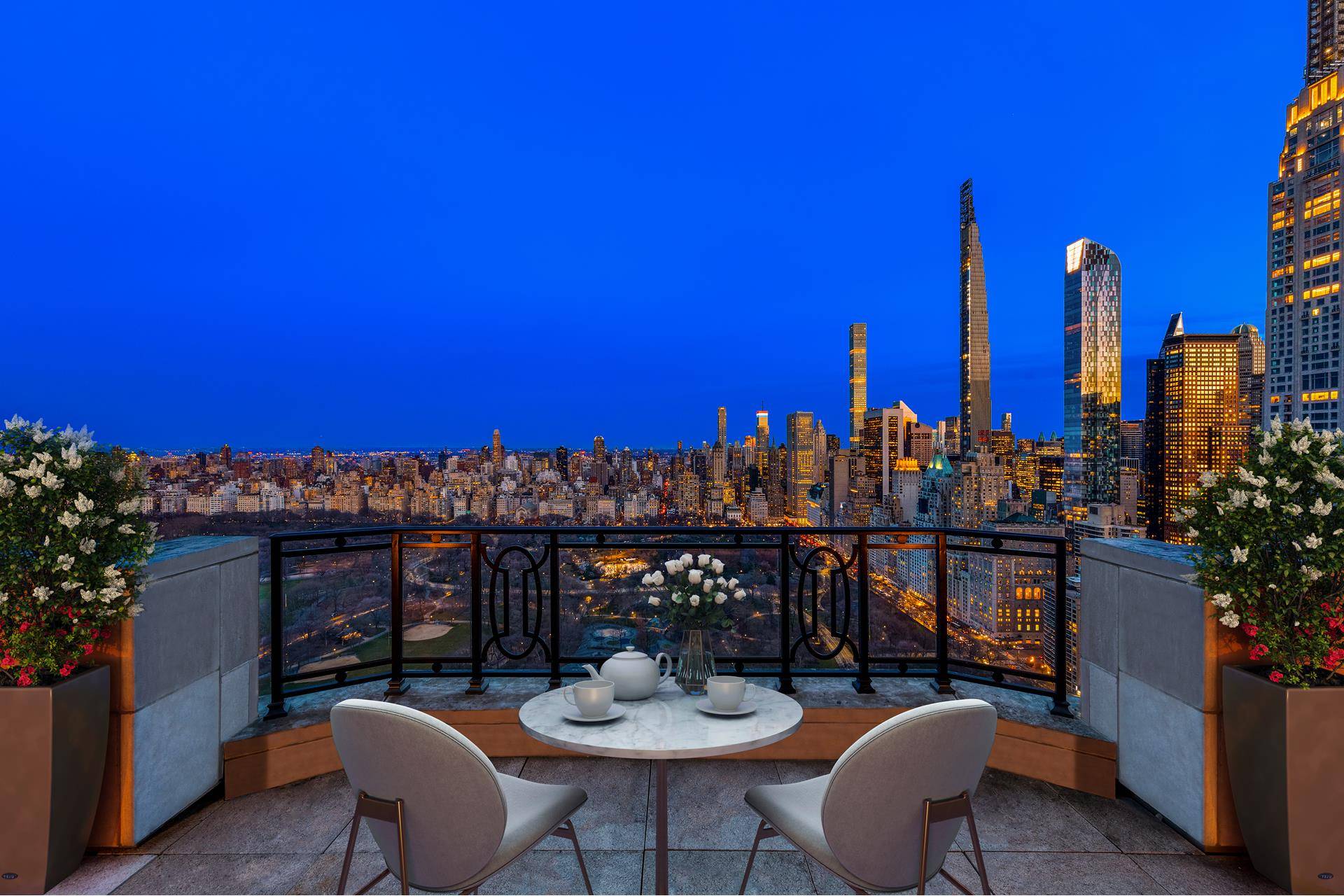 THE CROWN PENTHOUSE IN THE MOST ICONIC RESIDENTIAL BUILDING IN THE WORLD Stunning private terrace overlooking Central Park The Crown Penthouse at 15 Central Park West, distinguished as one of ...