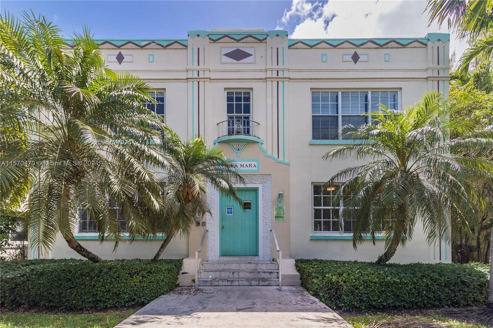 Spacious front corner residence with lots of large windows and light in the heart of South Beach.