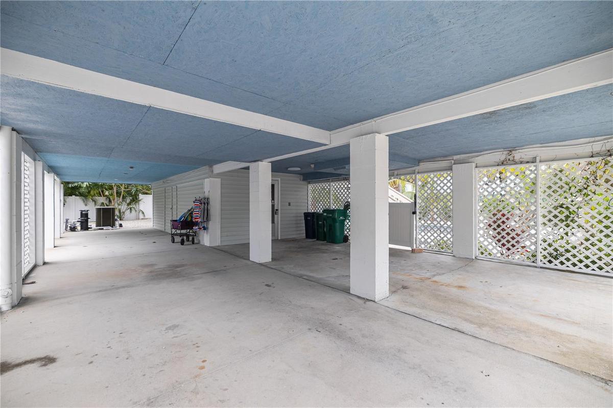 Carport/covered parking