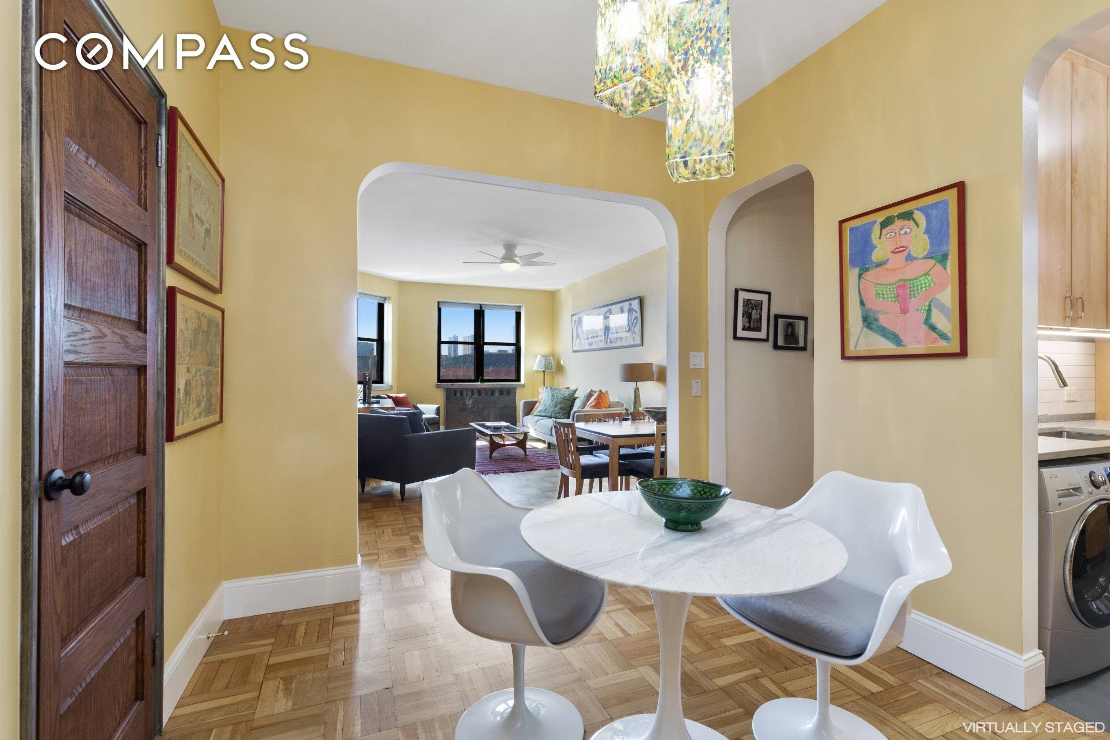 RIVERSIDE DRIVE 2 BEDROOM STUNNER Impressive room proportions with nearly 10 ft ceilings and windows to the south, west and north make this expansive split 2 bedroom an absolute must ...