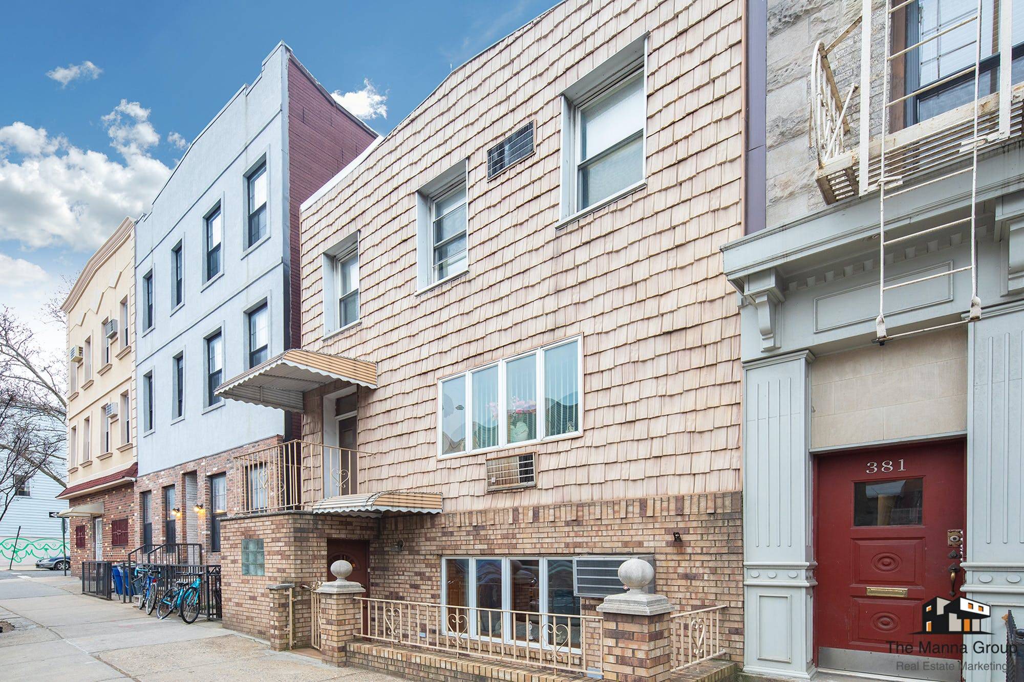 Beautiful Fully Detached Brick 2 Family Home in the Heart of Williamsburg !