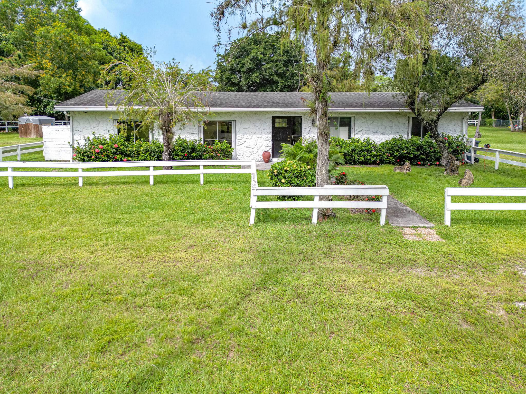 AMAZING ! Rare opportunity to own in the prestigious private NO HOA equestrian community of Little Ranches, located in an A RATED SCHOOL DISTRICT.