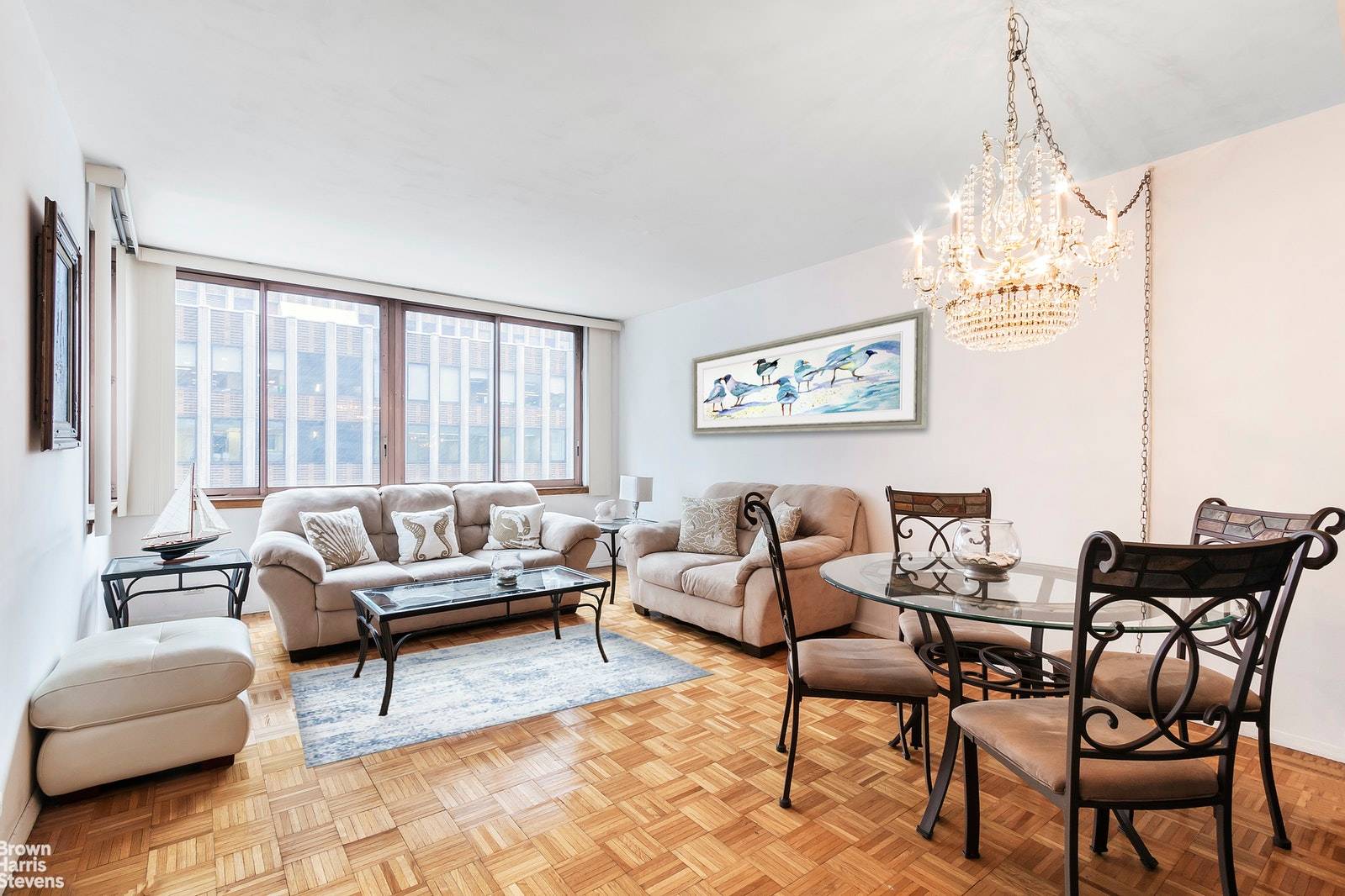 Highly desirable and efficient oversized One bedroom layout allows for a separate dining area and living room, three large closets and partial west Chrysler Building and east exposures offering sunshine ...
