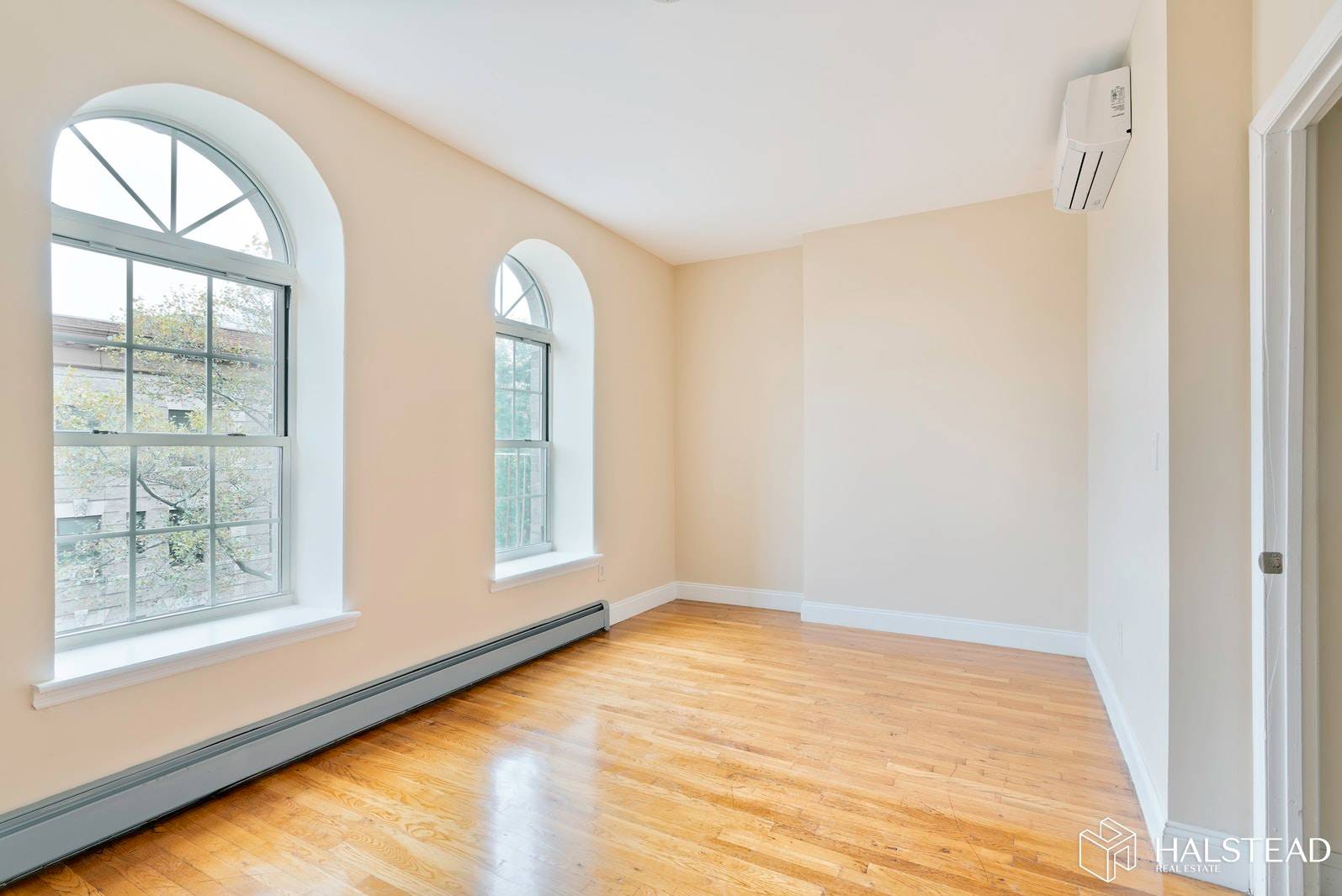 Newly renovated, luxury 3 bedroom 2 bathroom apartment available for immediate occupancy in the heart of Bedford Stuyvesant, Brooklyn.