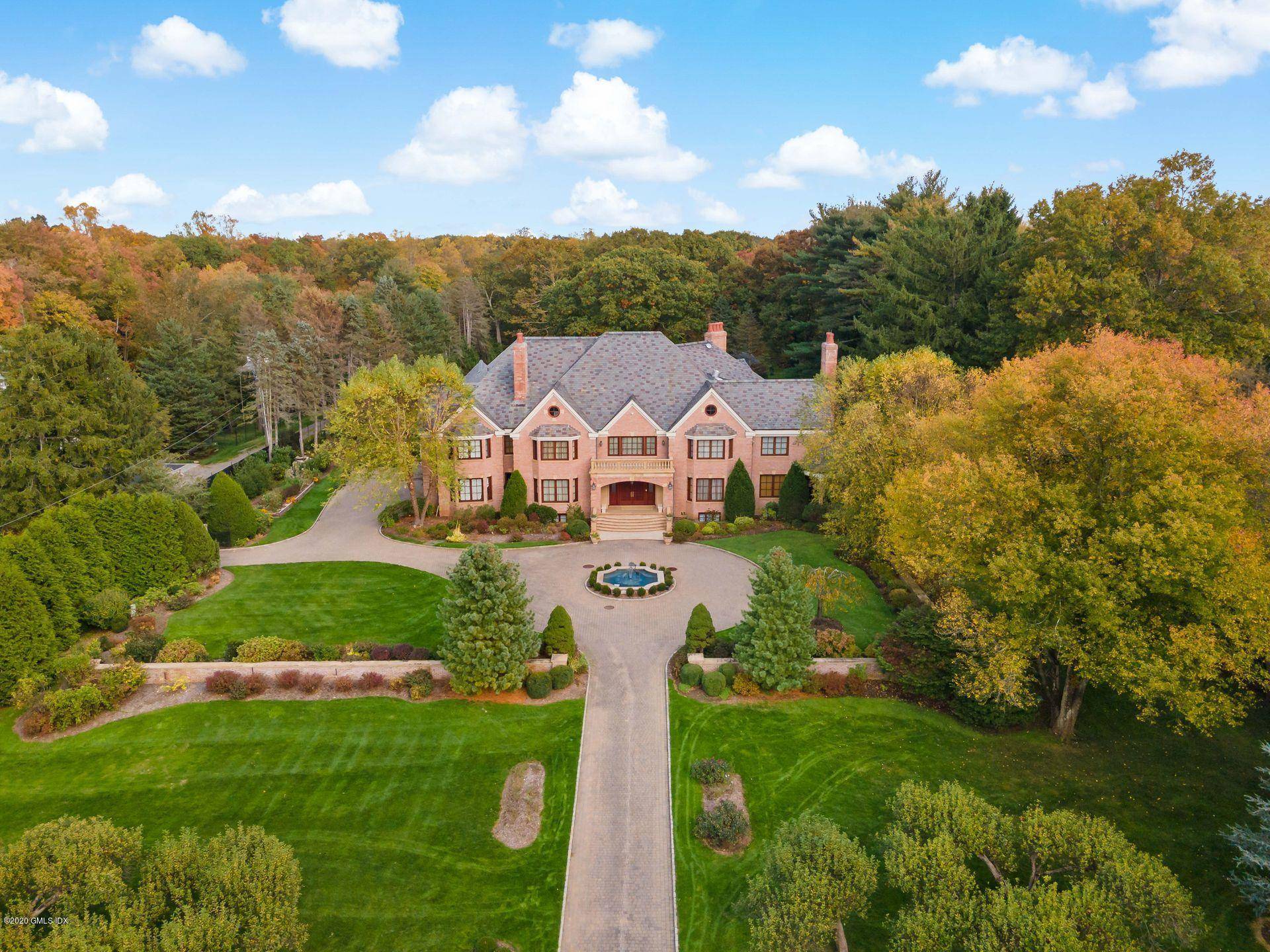 This exquisite country estate on 5.
