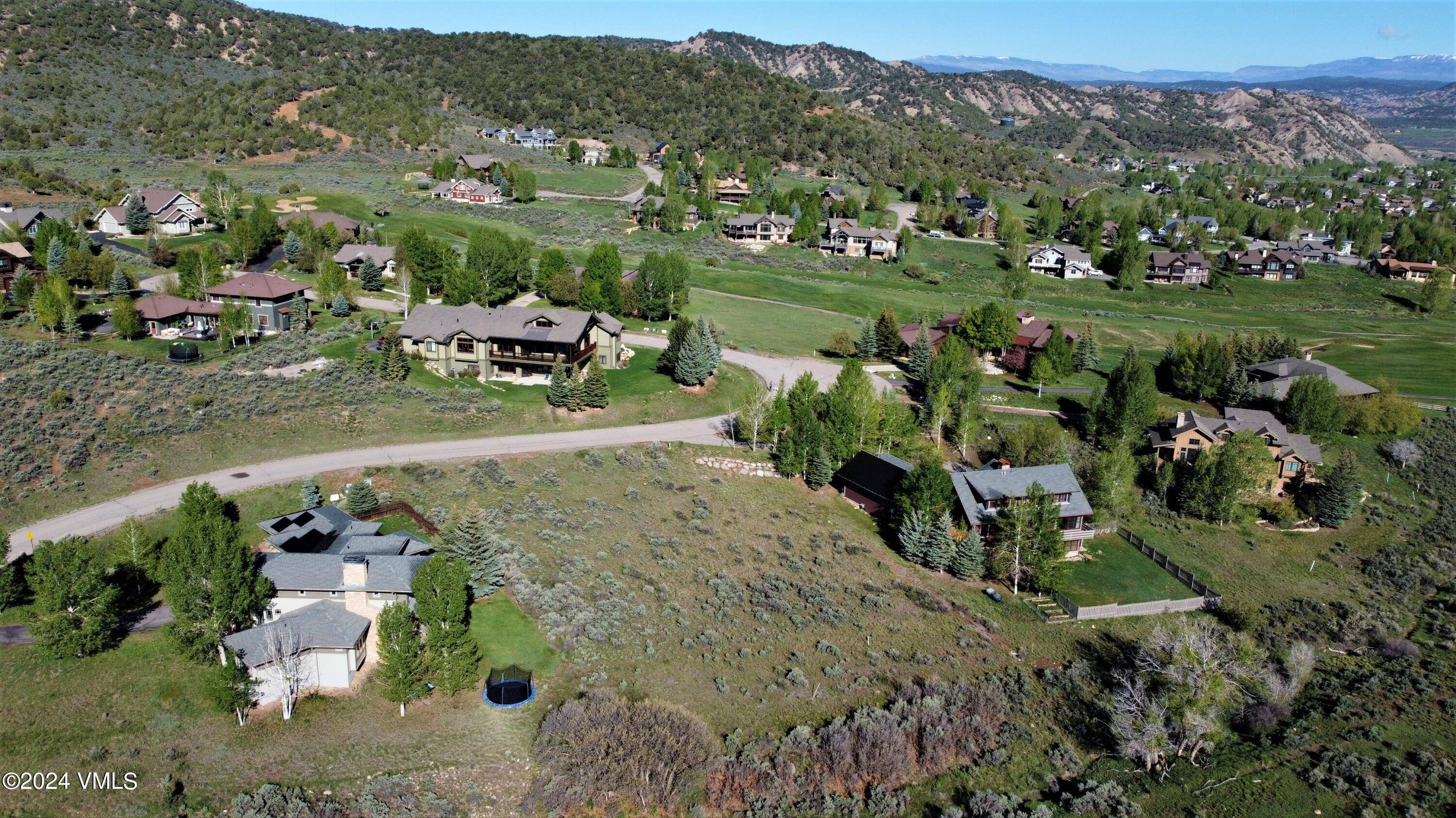 Build your Eagle Ranch dream home on this beautiful 0.