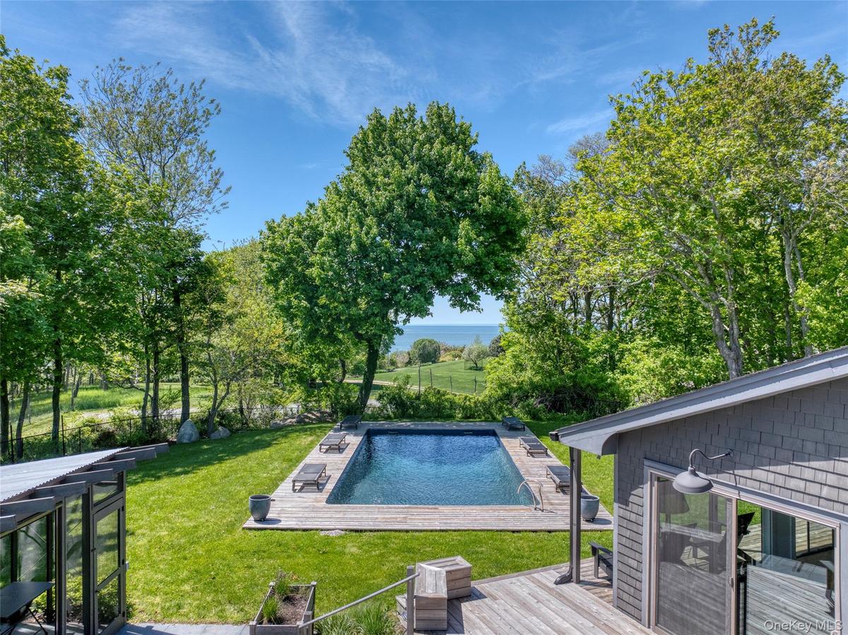 sound view from pool