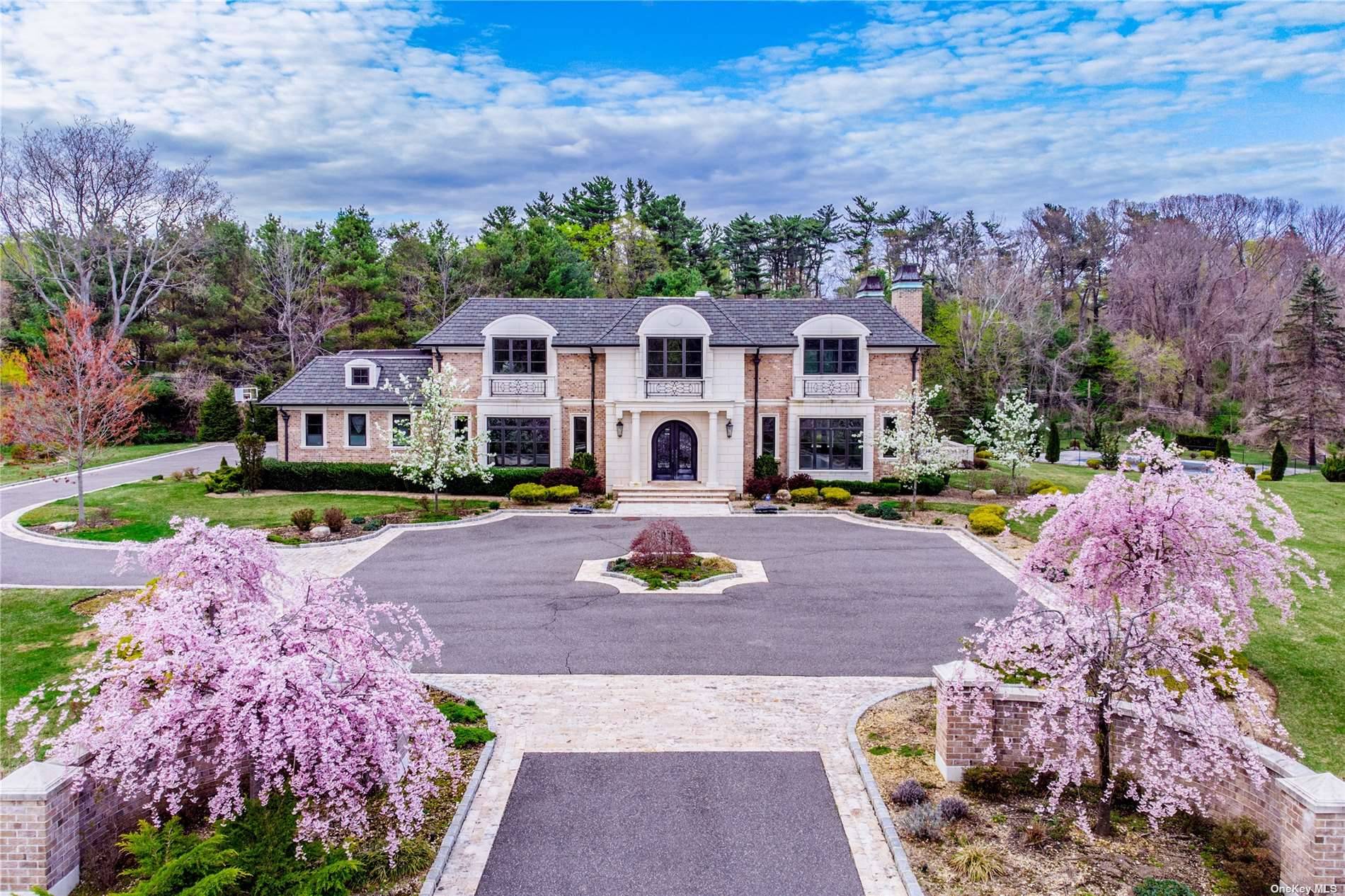 Masonry Colonial Built in 2015 in Old Westbury, A Well known Community, With an Open Terrain.