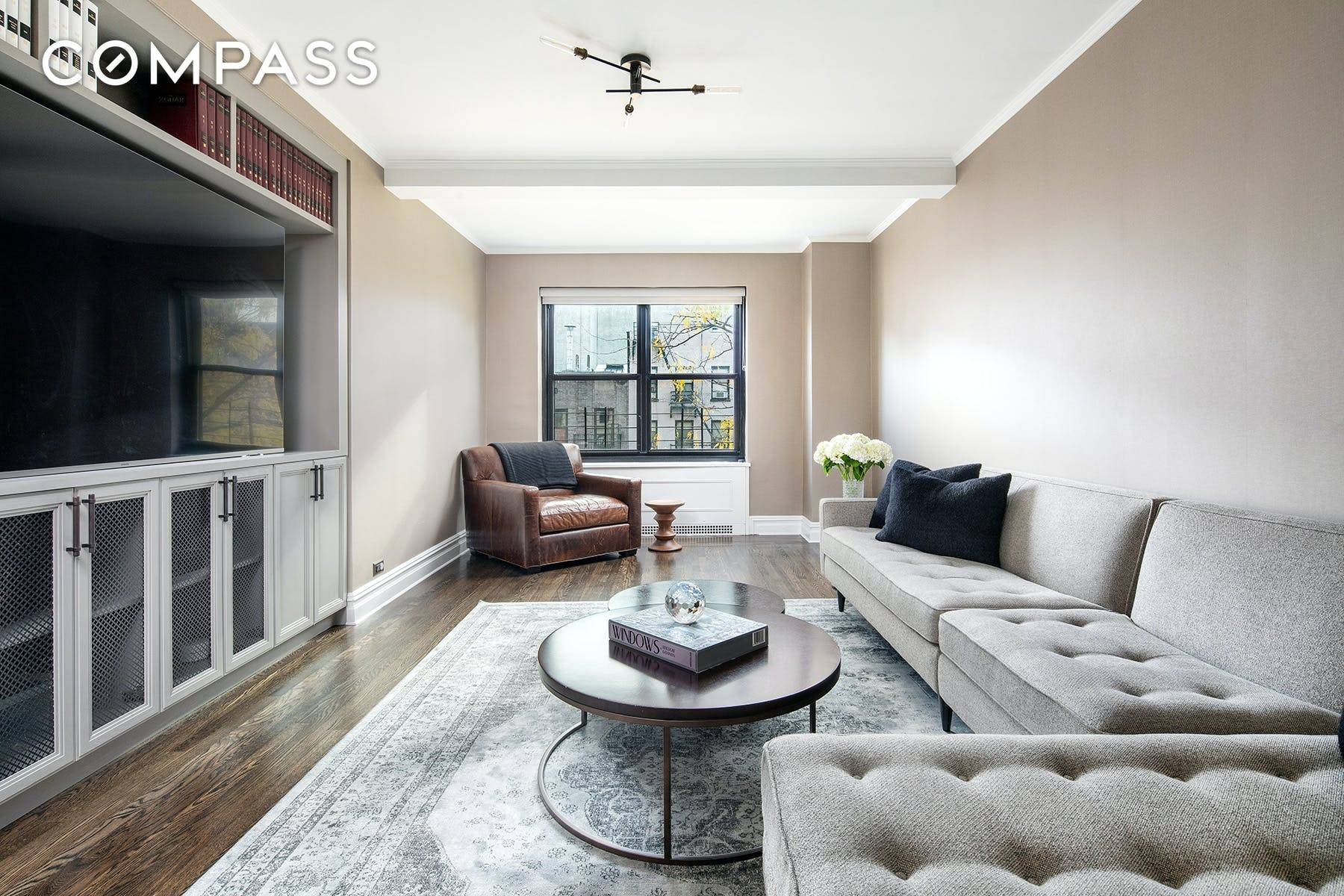 CHELSEA PREWAR TRIPLEMINT RENOVATION 3BDRM 3BTH HOME OFFICE COOP 2, 295, 000 Showings by Appointment Only Apartment Features Custom shades throughout including, blackout shades in bedrooms from Horizon Window Treatments ...