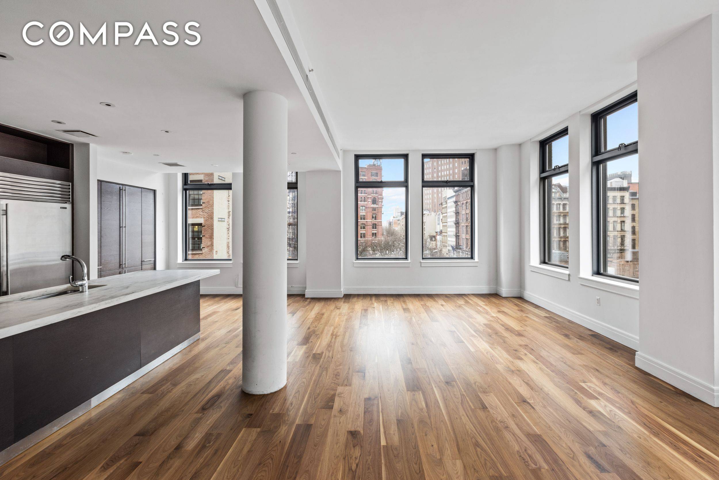 Elegant downtown living awaits you at the boutique 16 unit 34 Leonard Street located in the heart of Tribeca !