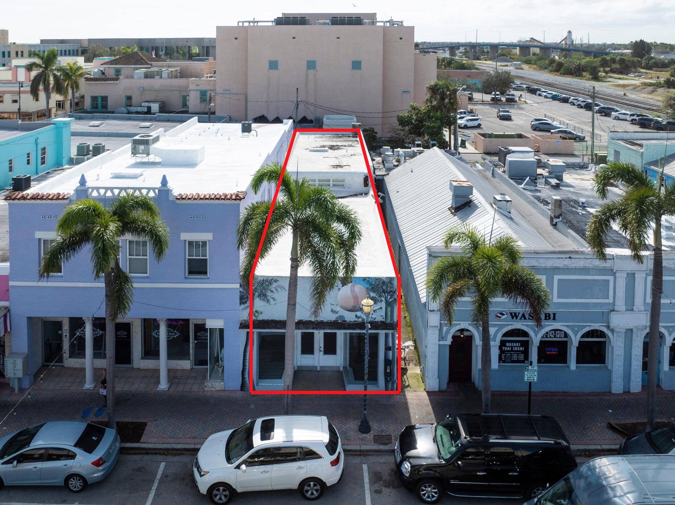 Prime Retail Space in Historic Downtown Fort Pierce !
