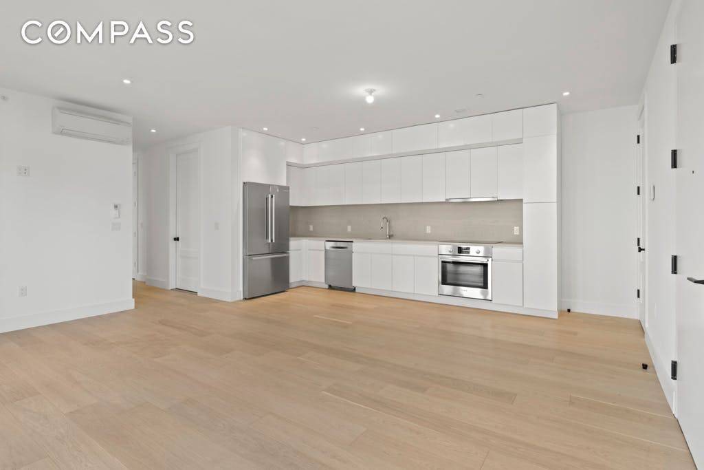 You ve arrived at Alfred on Fleet, an upscale new development condominium offering sleek design, outstanding amenities, and an unrivaled Downtown Brooklyn location, just inches from Fort Greene Park.
