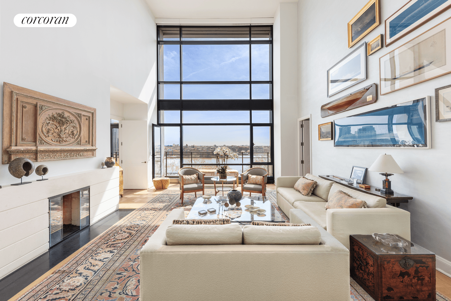 This magnificent loft like duplex features three bedrooms, three ensuite bathrooms and an elegant powder room.