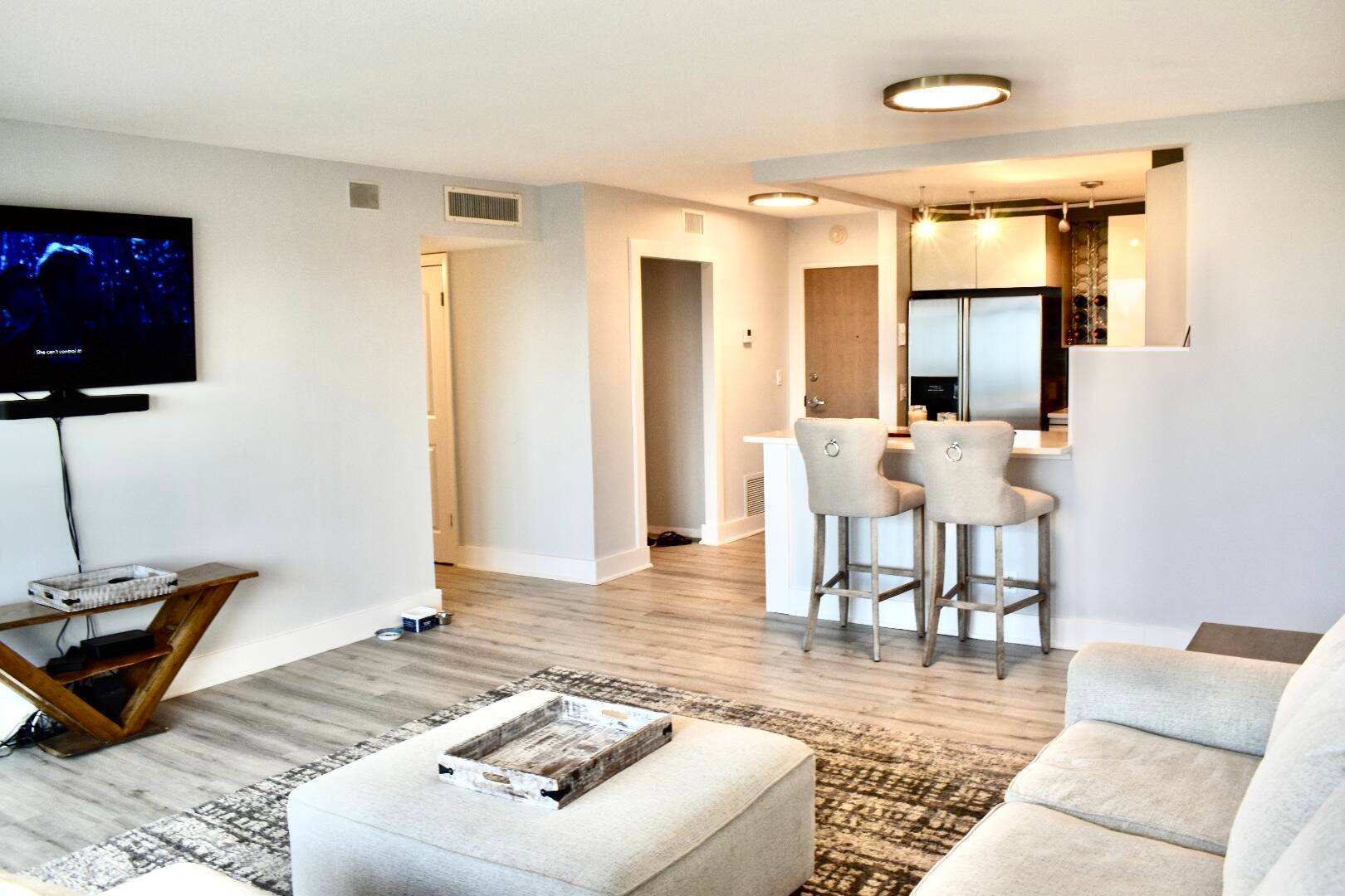 This exquisite 2 bedroom 2 bath condo is located in the prestigious Essex Tower off of Las Olas Boulevard, offering breathtaking views of the city and and water from the ...