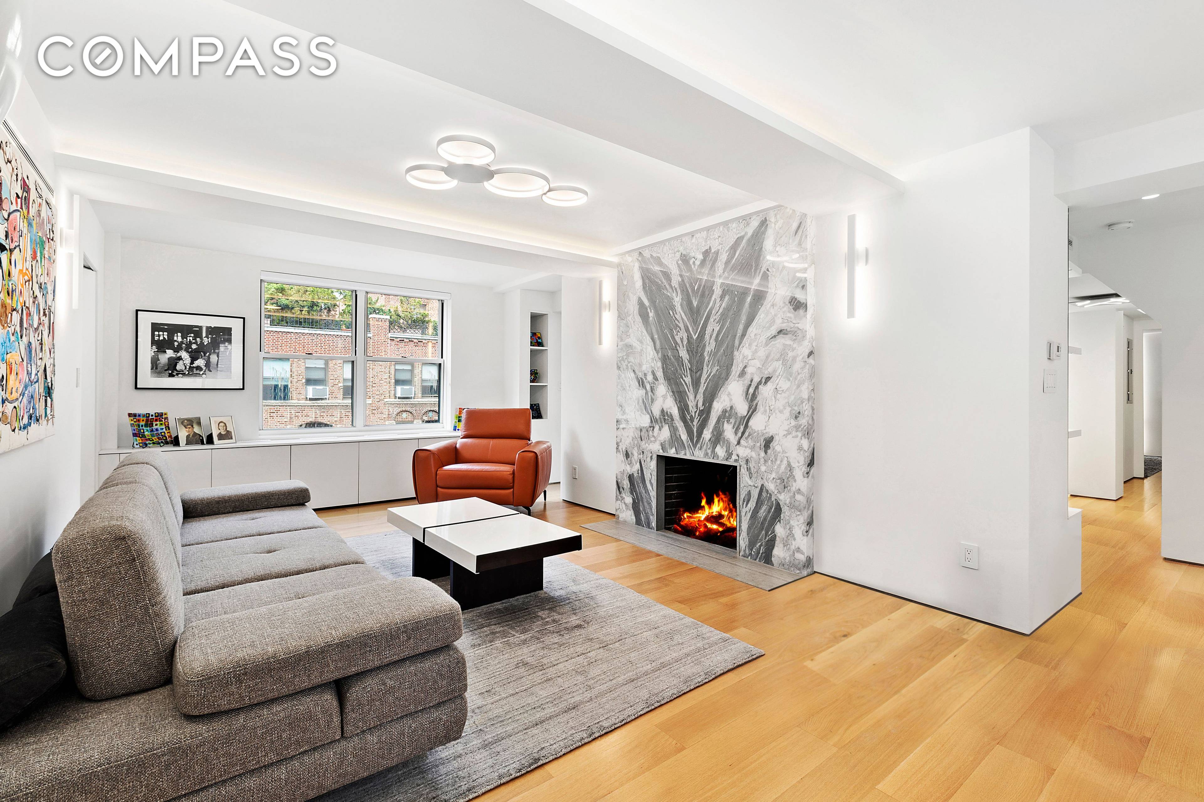 This meticulously designed and combined four bedroom, three and a half bathroom residence conveys a sophisticated ambiance, beautifully suited to its position within a full service Lenox Hill cooperative by ...