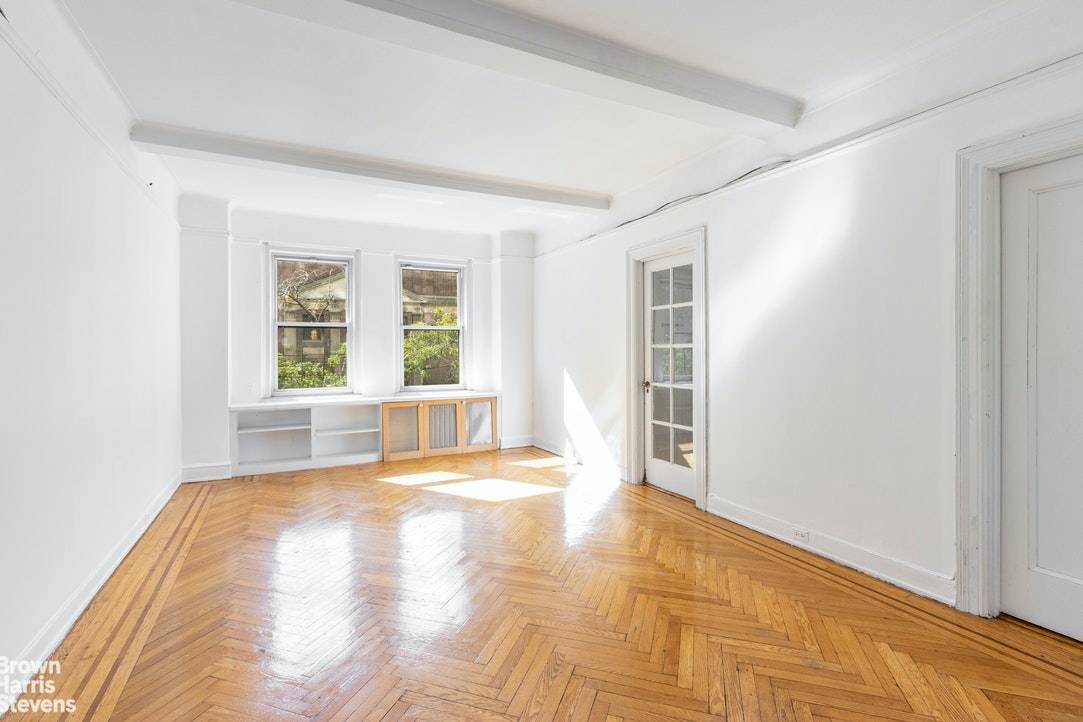 This unusually spacious two bathroom, two bedroom is located in a well regarded full service prewar cooperative in the popular Columbia University area.