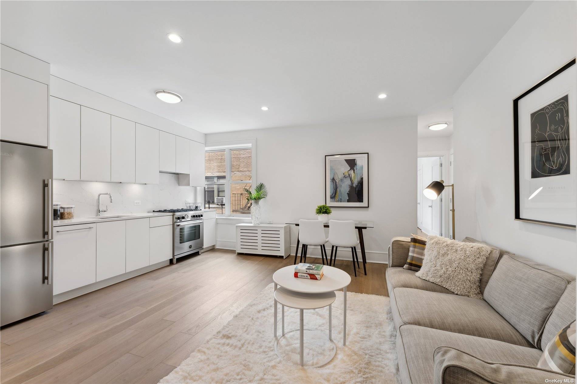 Welcome to Northern Lights A collection of newly released, brand new, renovated apartments in a re imagined pre war, converted condominium building located moments away from the heart of Downtown ...