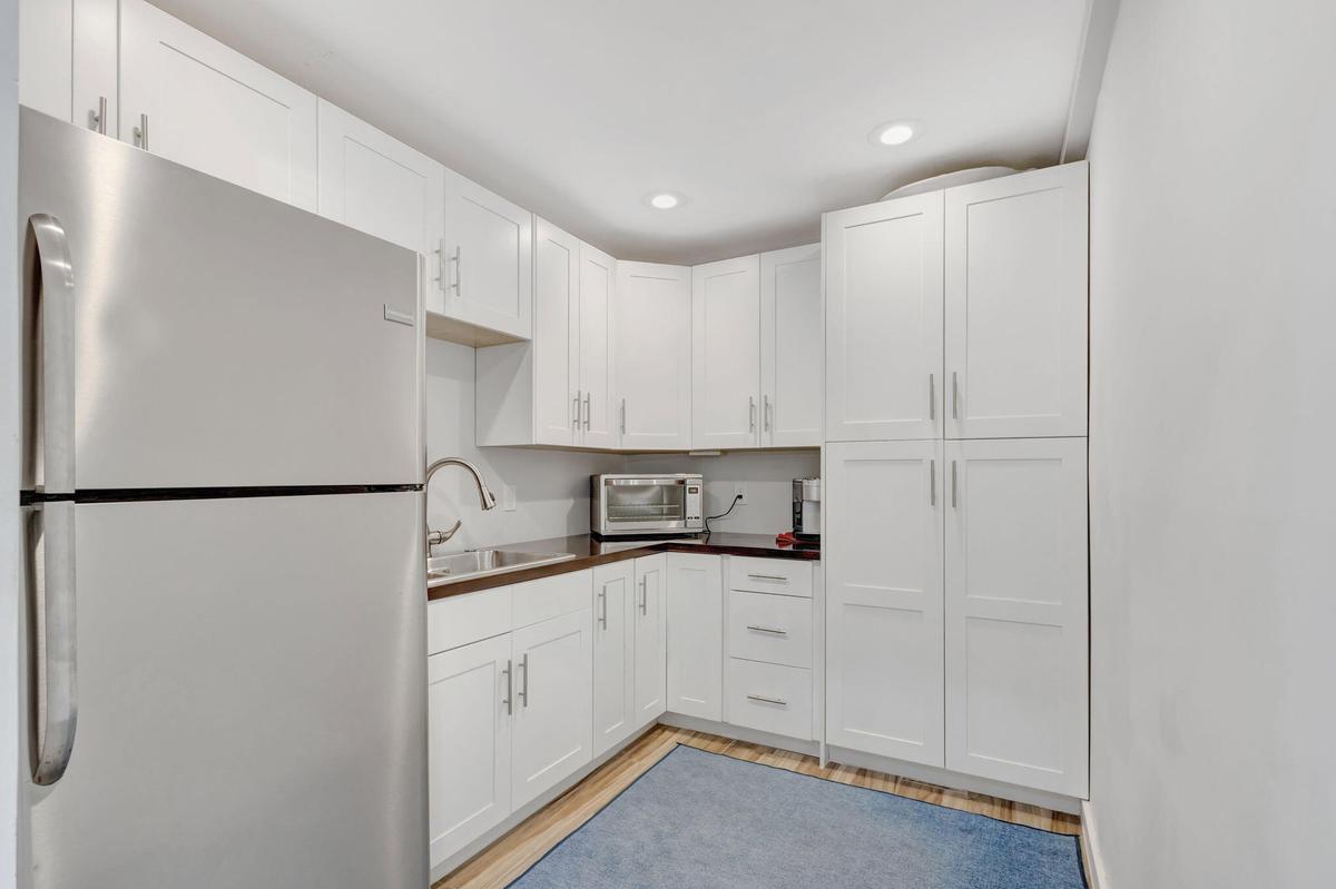 Large Butler's Pantry