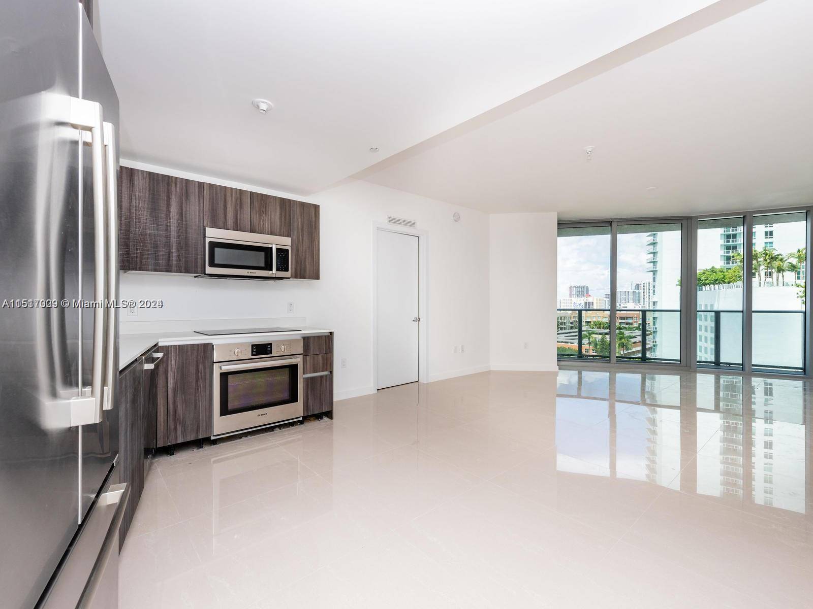 LUXURIOUS 2BED 2. 5 BATHS w wrap around BALCONY facing NORTH with CITY BAY VIEWS.
