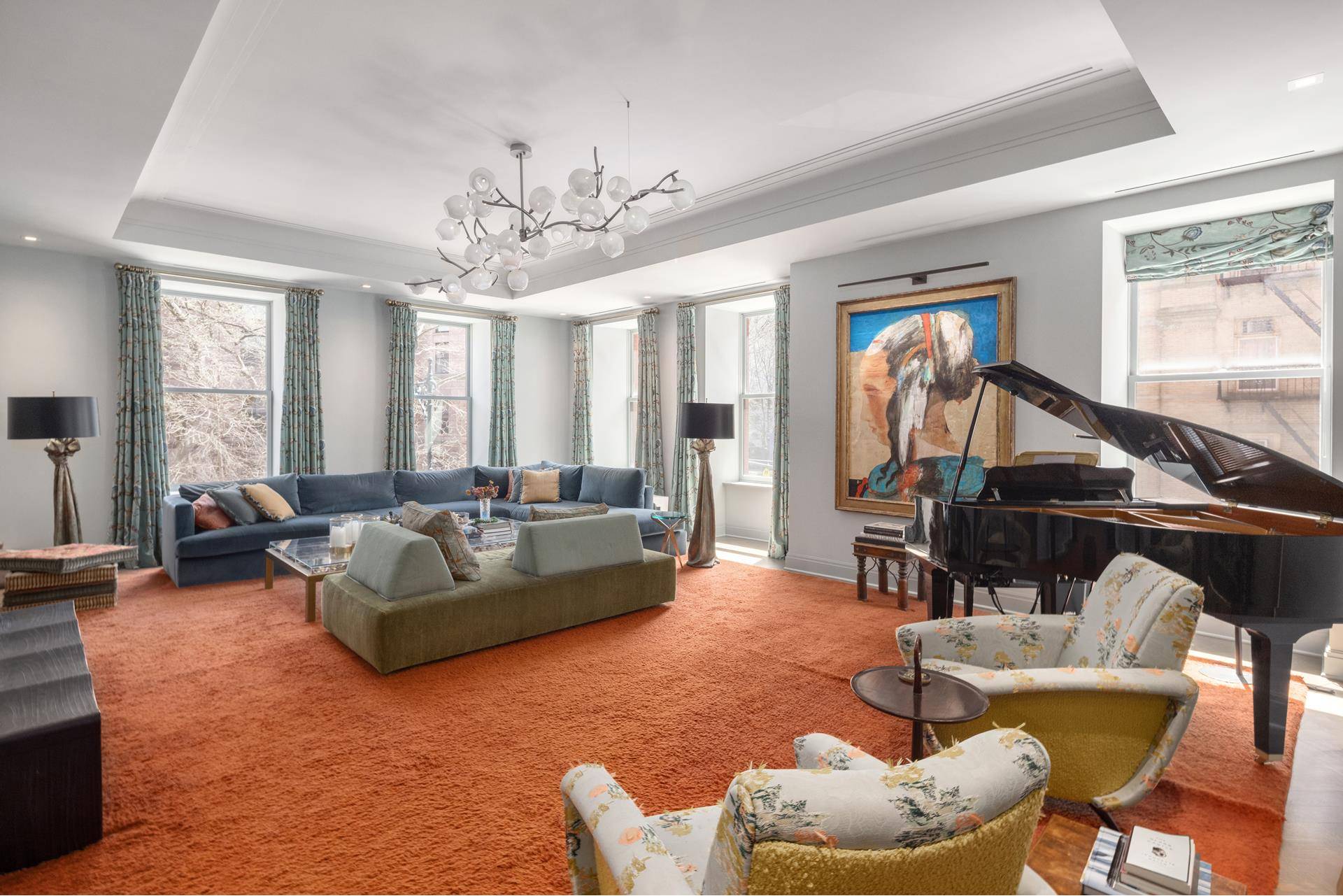 Welcome to 101 West 78th Street 3 A, a magnificent 7 room, 4 bedroom 3.