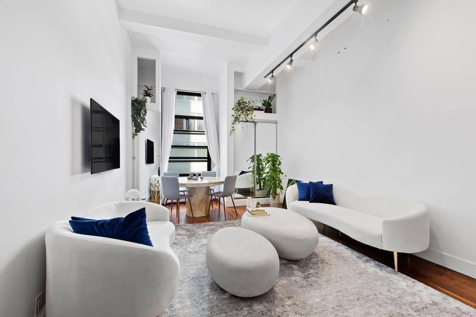 Welcome to 244 Madison Avenue Unit 5D.