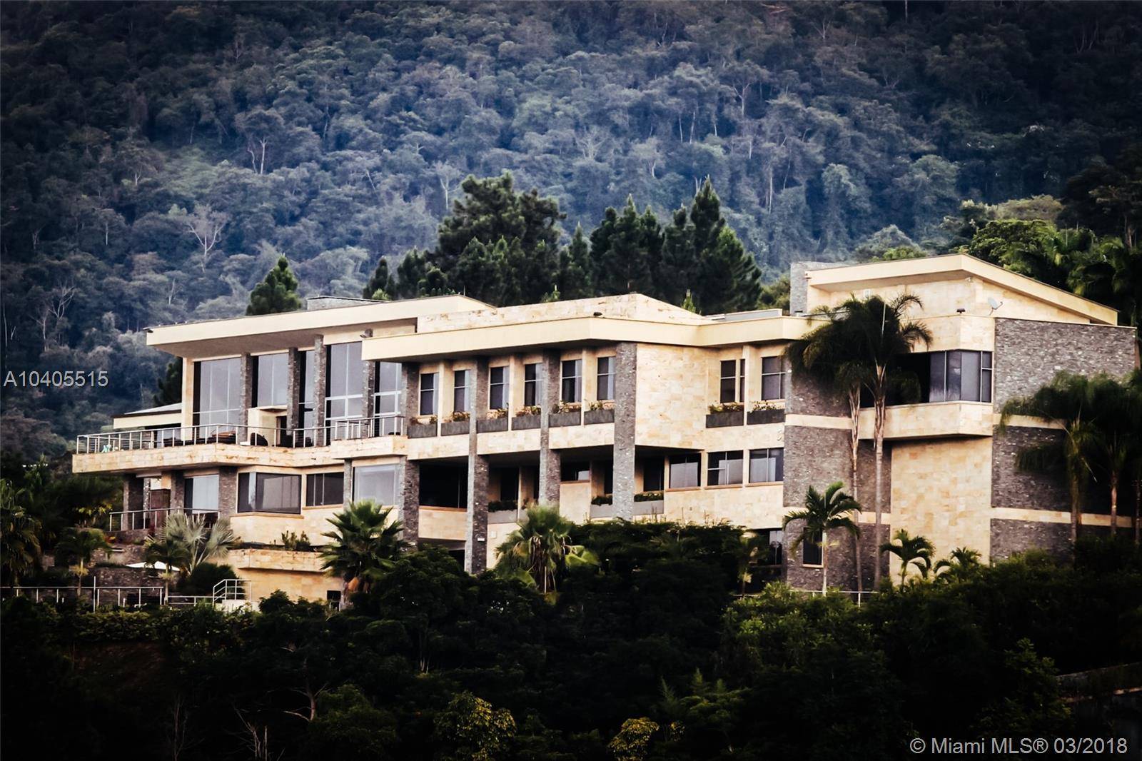 Opulence awaits at Quinta Warairarepano, the premier mountainside estate located in Venezuela.