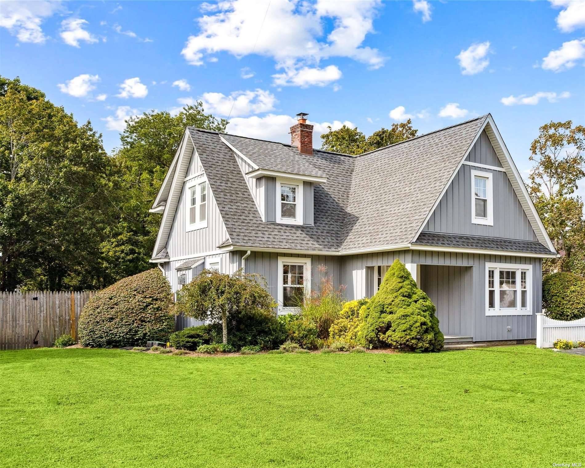 5 North Bay in Eastport a hip, charming cottage with Southampton town beach rights, less than a mile from Moriches Bay, across the street from Ocean Fog flower farm, around ...