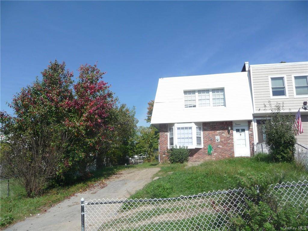 3 bedroom, 1. 5 bath end unit townhouse located in the Town of Wallkill.