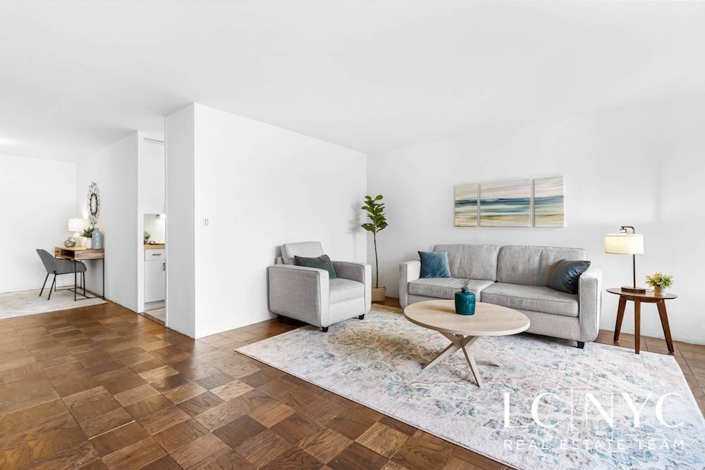 Opportunity abounds in this spacious 1BR in the heart of NYC !