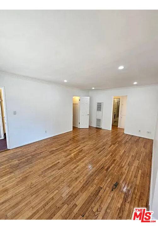 3125 S Durango Ave 16BR La