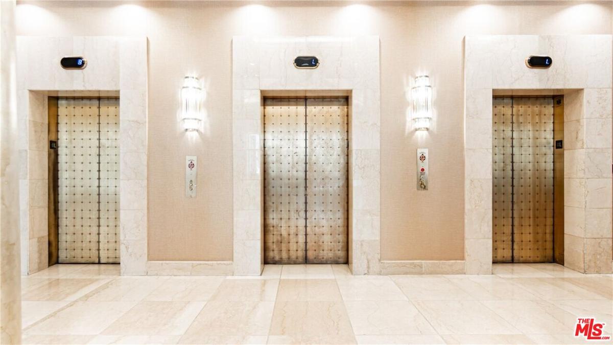 Elevator