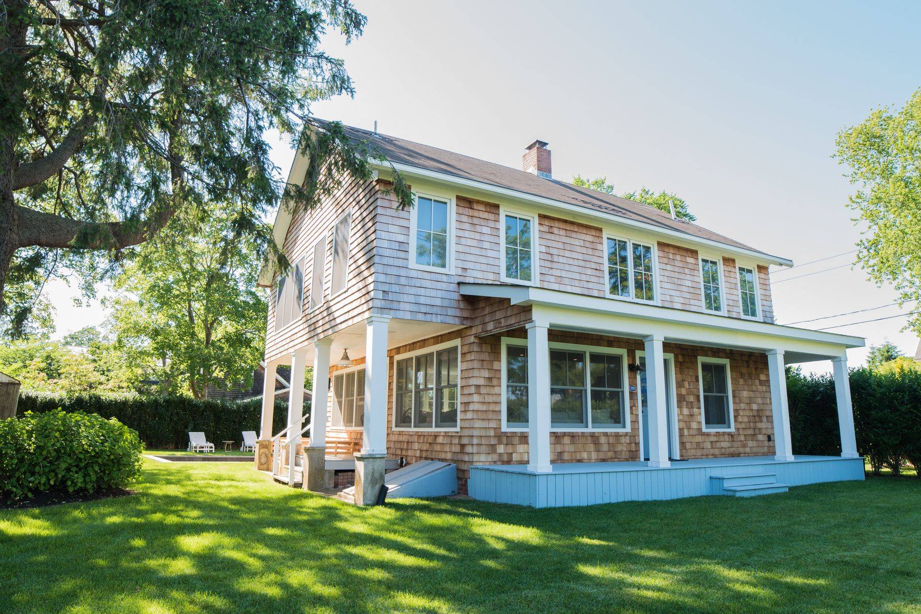 Beautiful Home in the Village of Southampton!