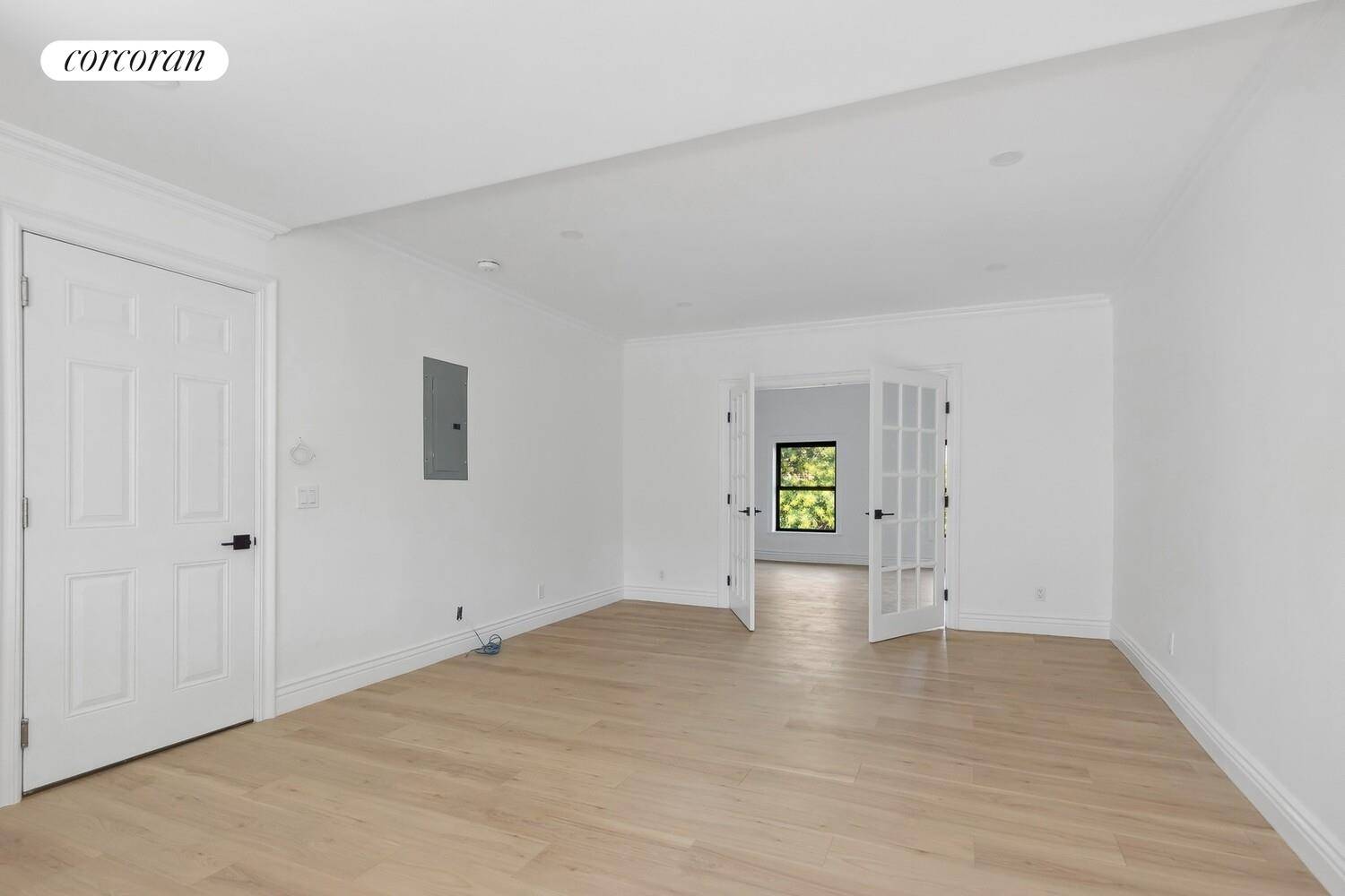 316 Union Street is proof that you don't have to compromise between the Brownstone charm you came to Carroll Gardens for and the amenities and new finishes that new buildings ...