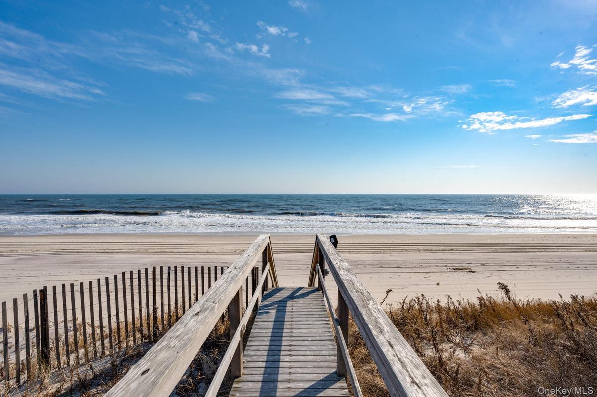 1.1 Acre of Privacy on the Ocean