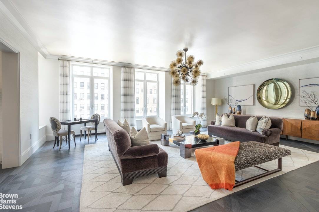 Brand new, triple mint full floor residence with glorious Park Avenue views in the heart of the Upper East Side at 1010 Park Avenue, a new boutique luxury condominium of ...