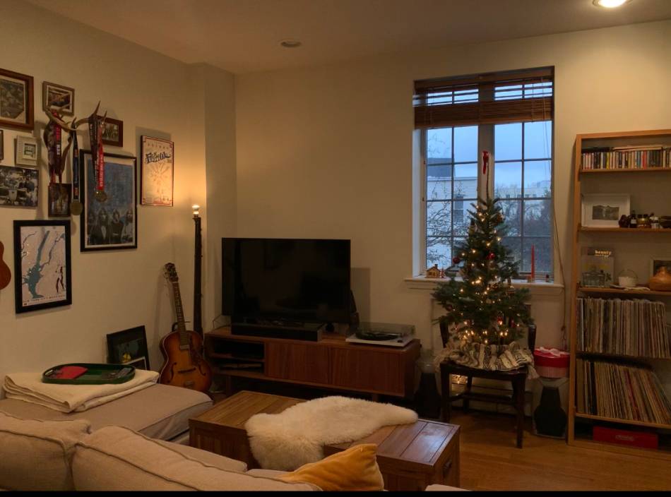Don't miss out on this beautiful Condo rental in Windsor Terrace.