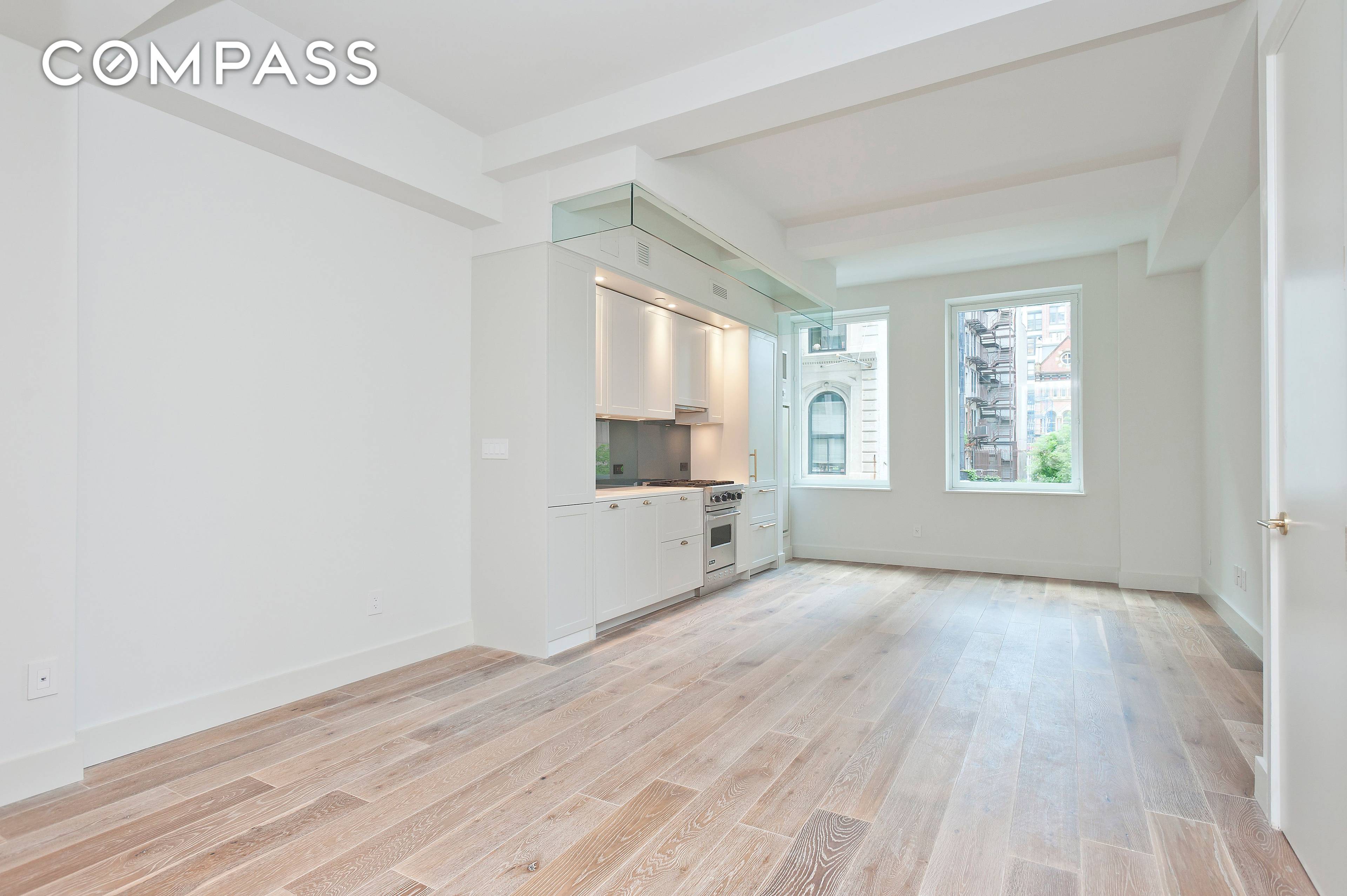 NO FEE ! Loft like studio for rent located in one of Tribeca's best Condominiums !