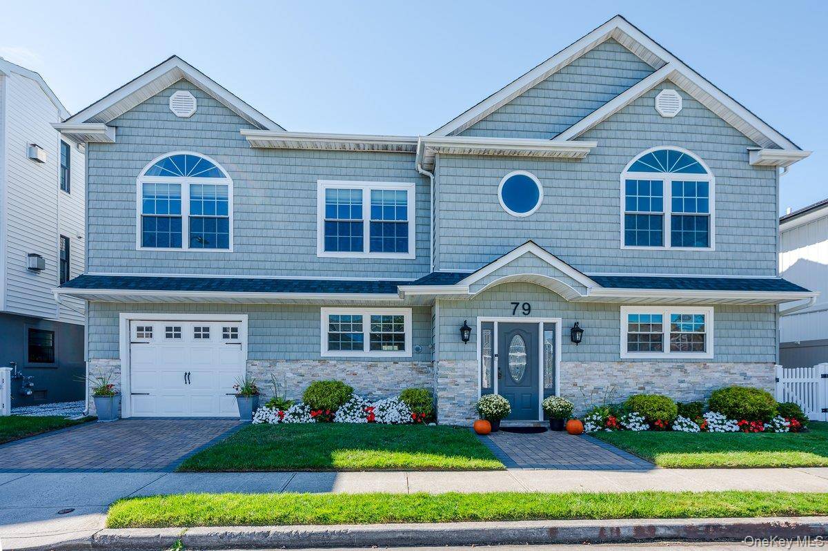 Long Beach Magnificent Bright Contemporary 4 Bedroom Home, Entrance Foyer, Amazing Chefs Kitchen with Stainless Steel Appliances, Island, Glass Sliding Doors to Private Deck, Living Room with Cathedral Ceilings, Fireplace, ...