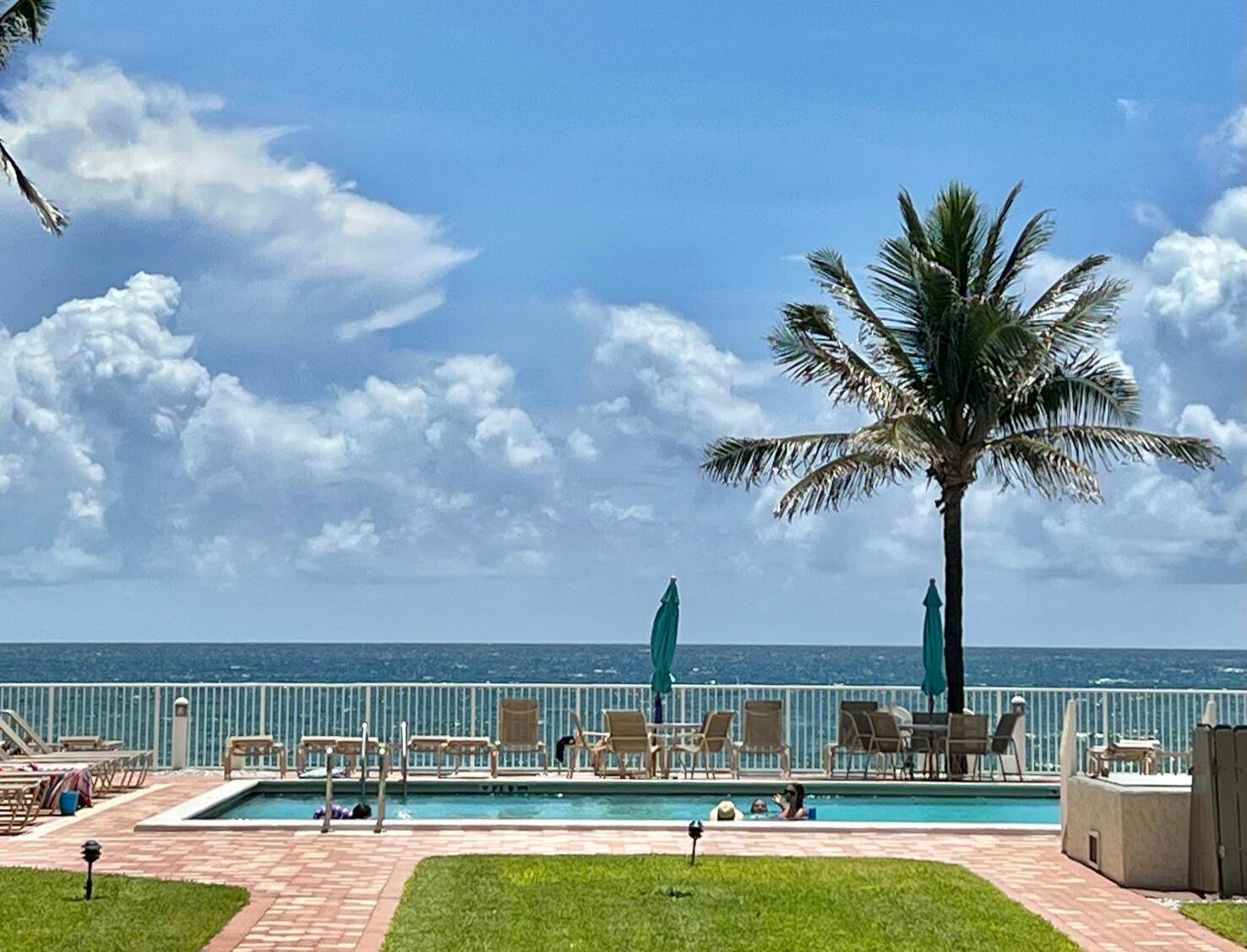 This is the best value for a renovated two bedroom two bathroom seasonal unit on the Ocean in South Palm Beach.