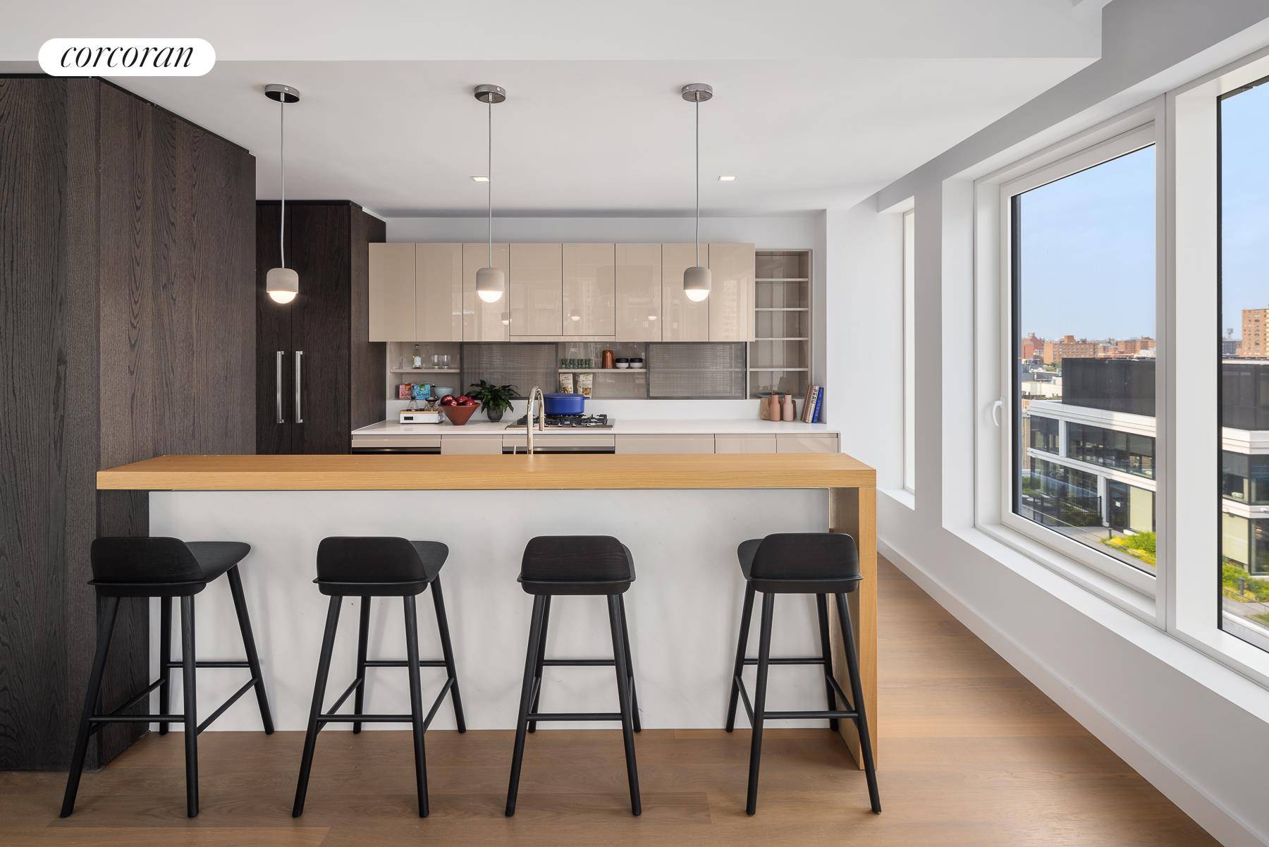 PRICE IMPROVEMENT FINAL OPPORTUNITIES ASK US ABOUT END OF YEAR PURCHASER INCENTIVES Sitting at the heart of this authentic and historic New York neighborhood One Essex Crossing is the premier ...