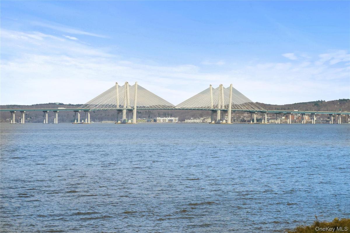 The Hudson River and Mario Cuomo Bridge as seen from Piermont Landing.