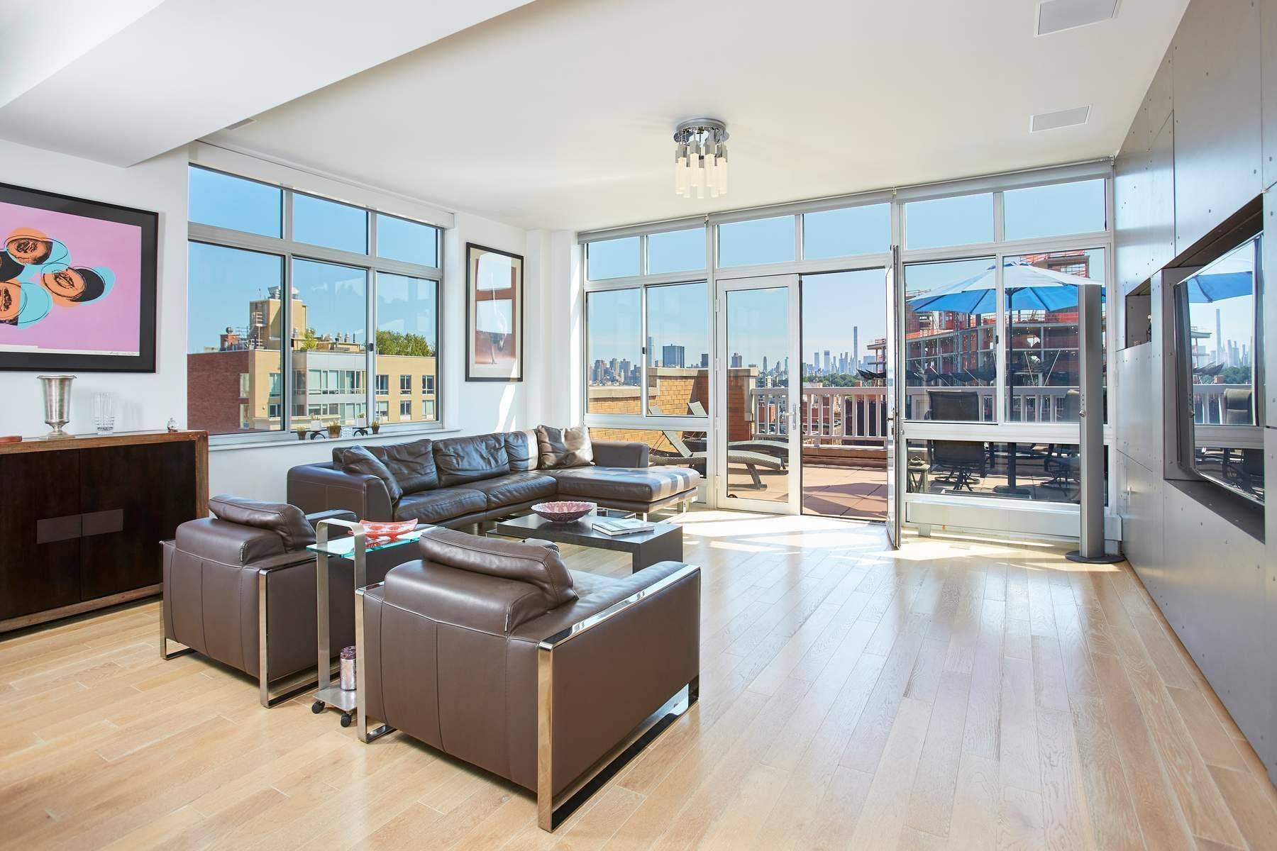 This stunning Penthouse with terrace and expansive views offers the perfect setting for spectacular entertaining !