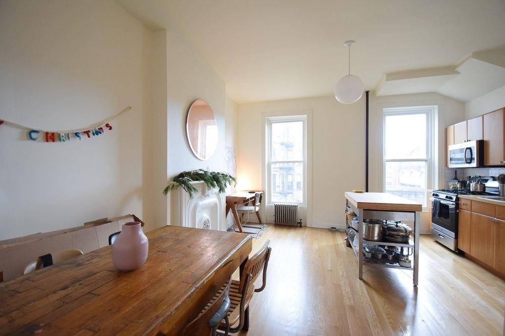 A rare opportunity can be yours ; rent the upper duplex of a beautiful brownstone townhouse in the heart of Bed Stuy !