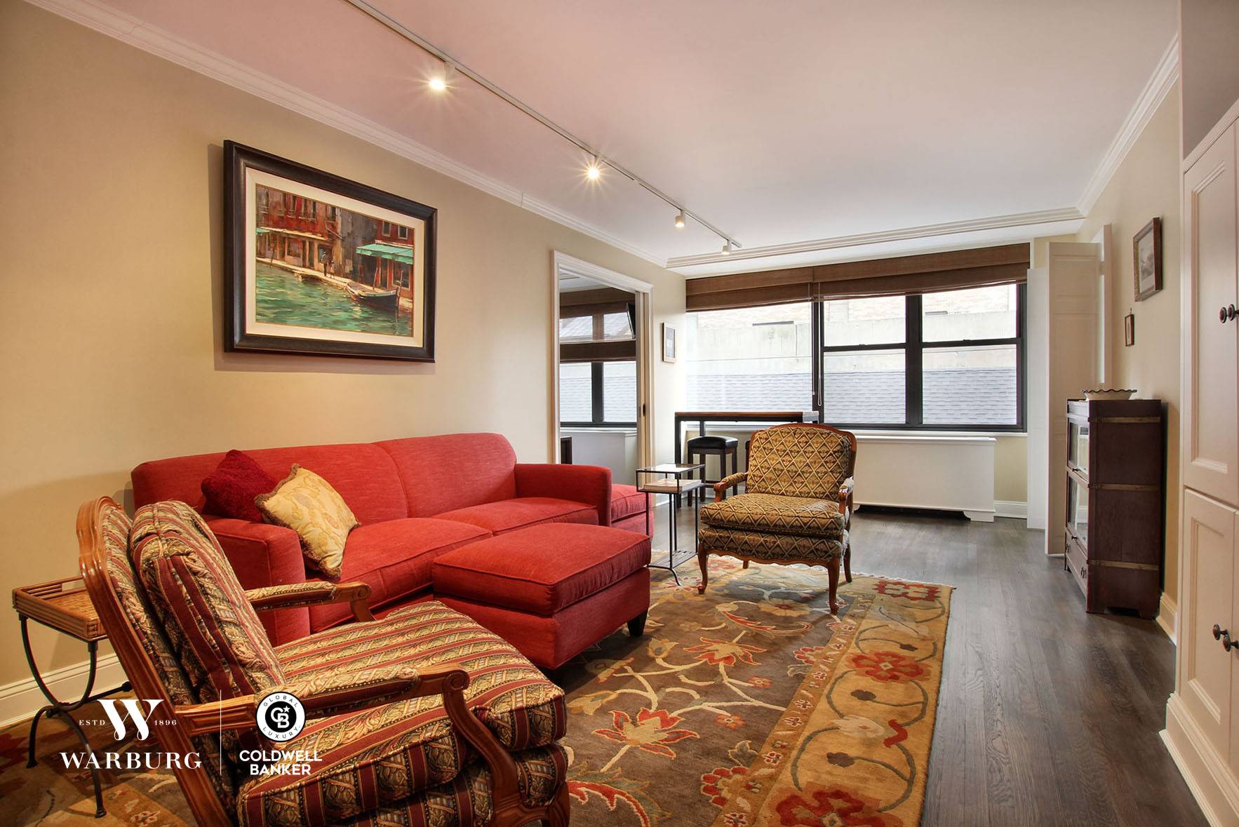 Move right into this fully renovated one bedroom home.