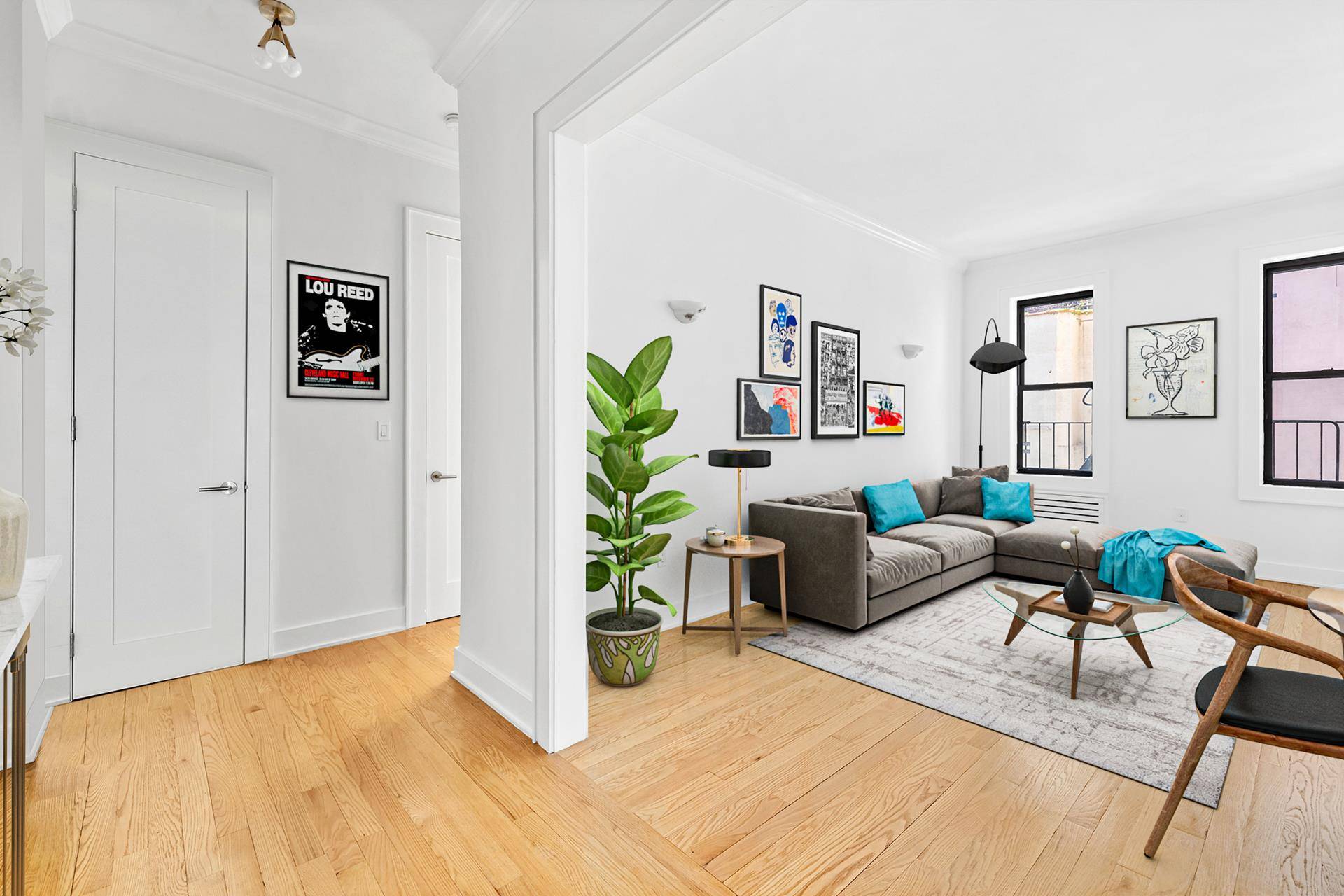 Gorgeously renovated, pin drop quiet and located in one of the most charming, pre war elevator buildings downtown has to offer.