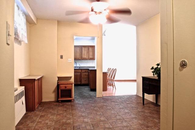 This inviting 2 bedroom is bright and spacious.