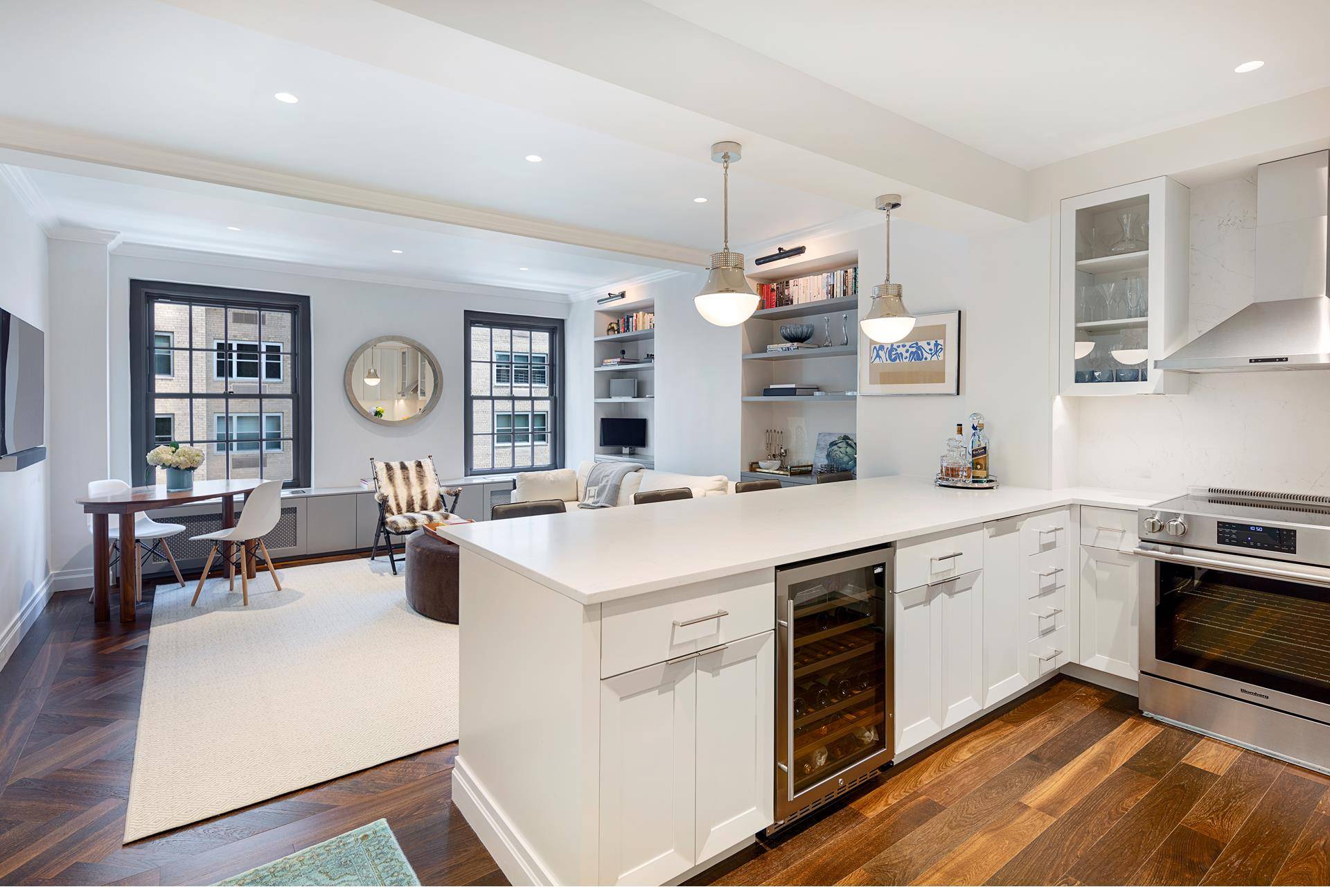 One Fifth Avenue 6B We are pleased to introduce this exceptional, expertly renovated property which is one of the top 2 Bedroom homes here in the Heart of Greenwich Village.