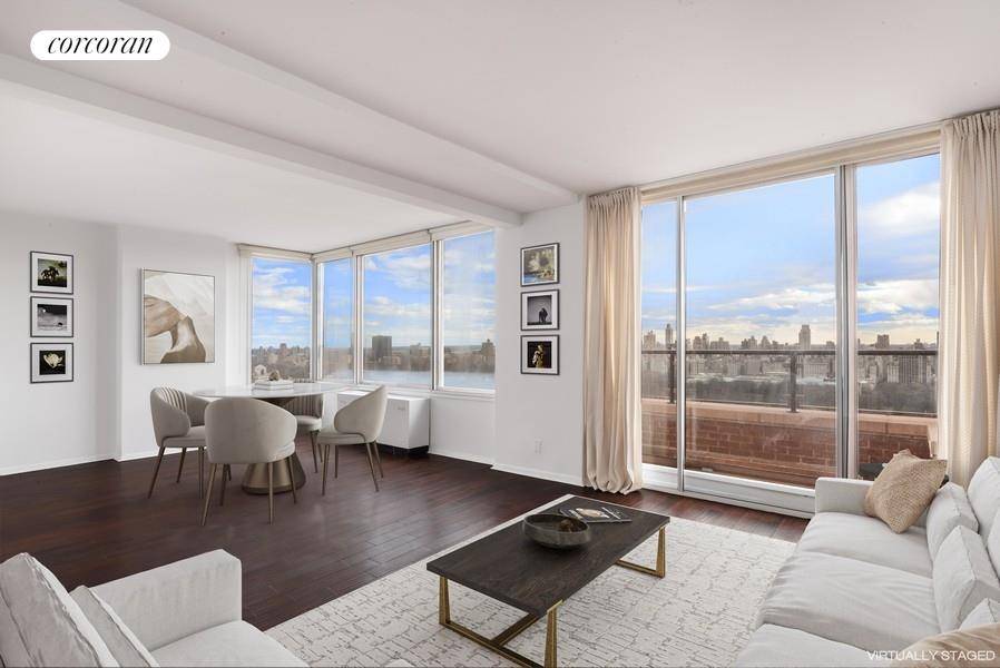 Floating high above New York City from the 31st floor, this impressive 3 bedroom, 3 bathroom residence with private terrace has 3 exposures offering captivating panoramic views of Central Park, ...