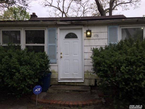 Cottage for rent Eat In Kitchen, Full Bath, Living Room 1 BR is very small can accommodate a single size bed or small bunkbed Full Unfinished basement Grounds are partially ...